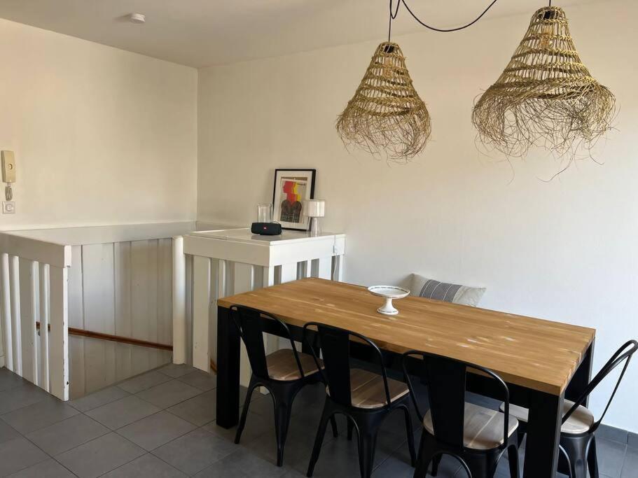 Superbe Appartement Avec Parking La Rochelle  Exterior photo