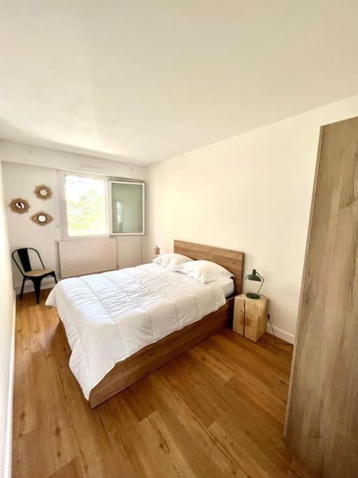 Superbe Appartement Avec Parking La Rochelle  Exterior photo